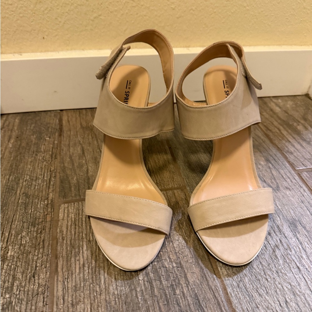 Women's Beige Heels